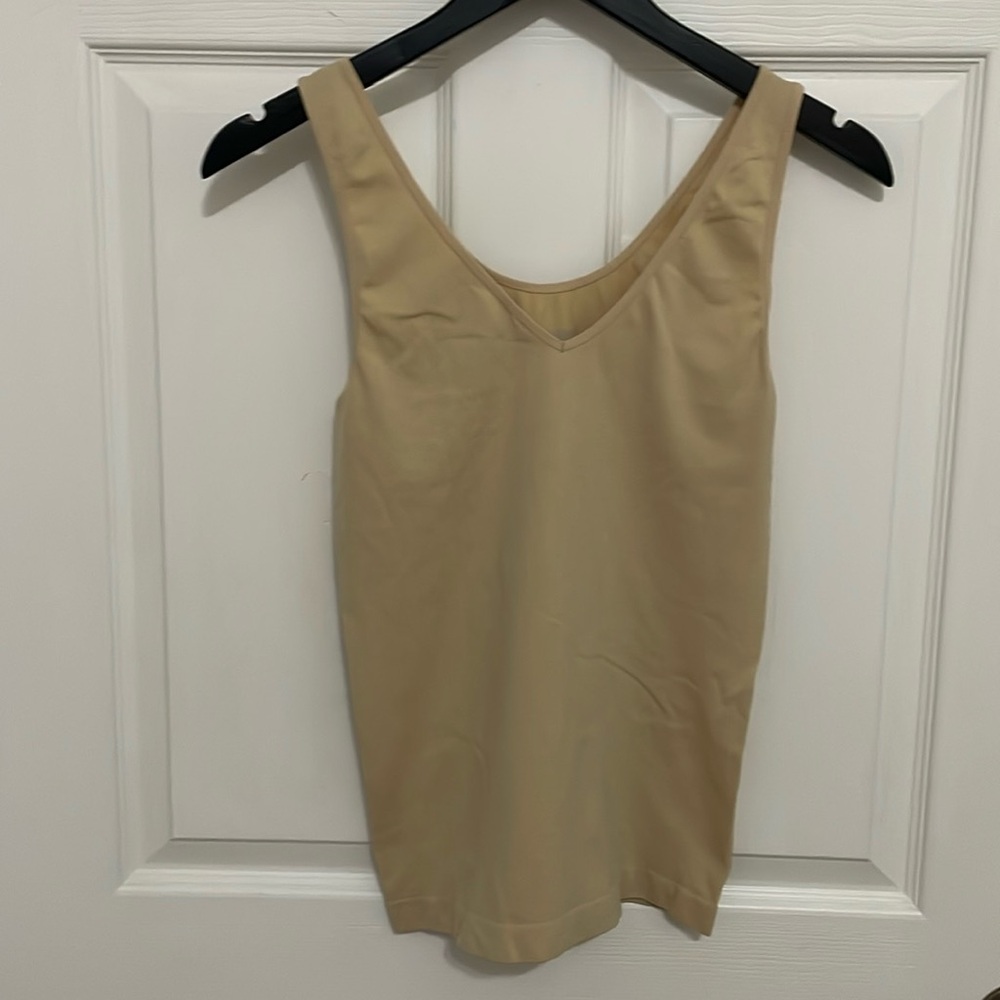 J.CREW Women’s seamless nude tank top